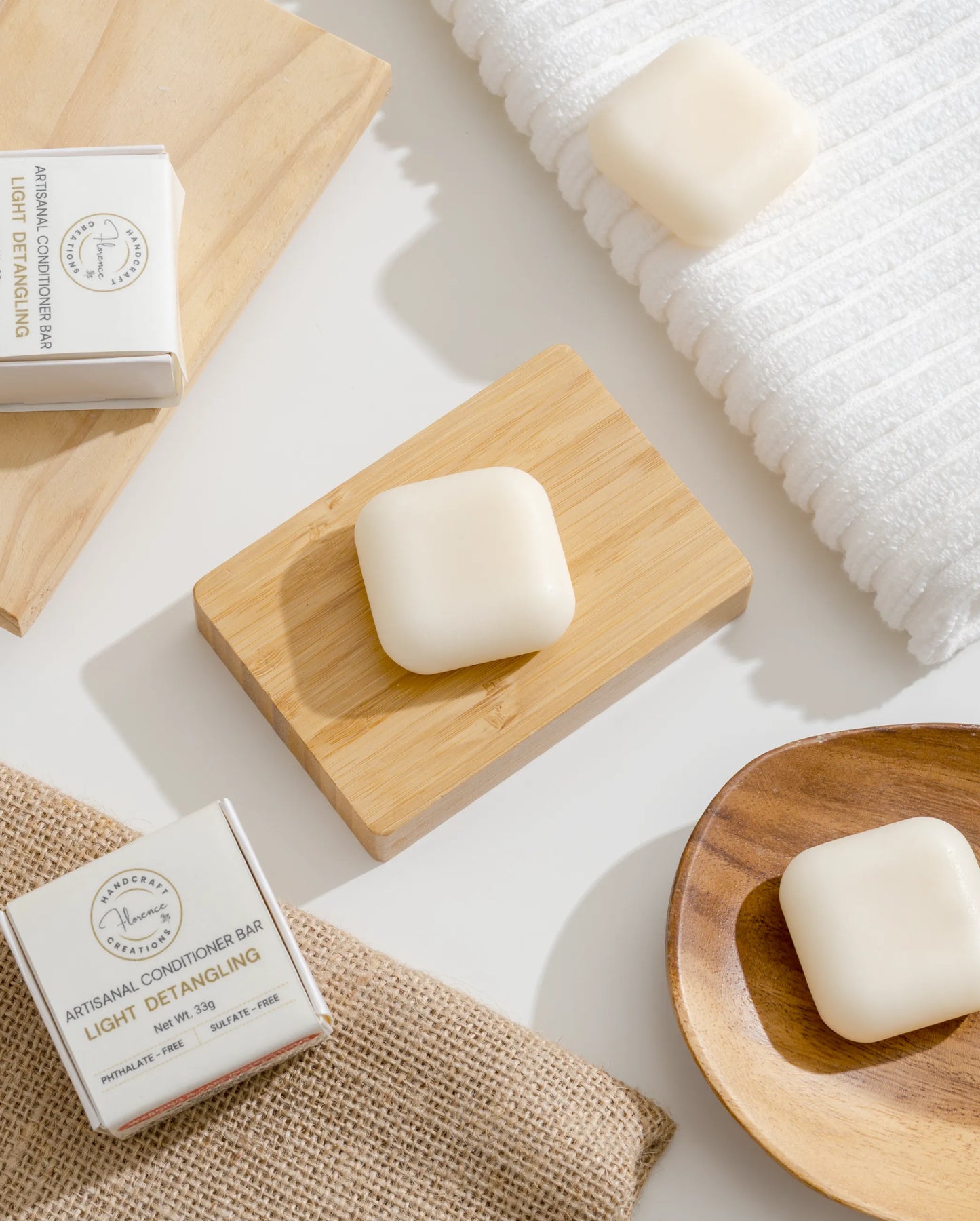 Light Detangling Conditioner Bar